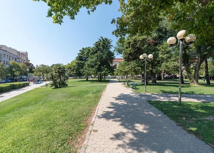 Nevena アパート スプリト